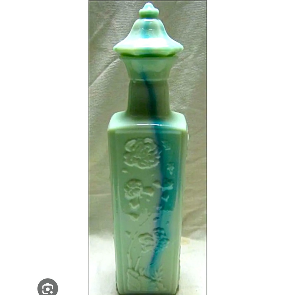 VTG 1972 Jim BEAMS CHOICE SLAG GLASS LIQUOR BOTTLE perfect condition green glass